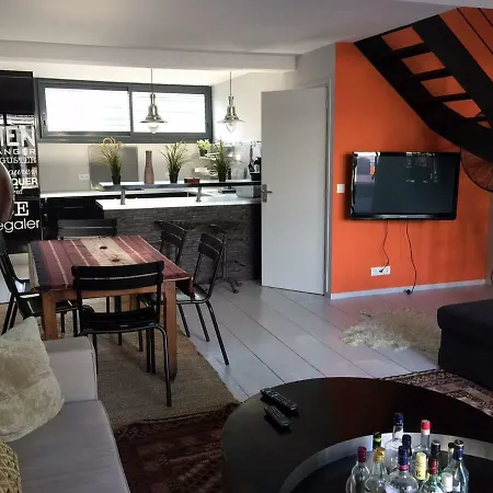 Maison Contemporaine Centre - 